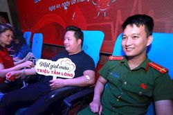Nghệ An: Tiếp nhận 800 đơn vị máu tại ngày hội Hiến máu tình nguyện ở phường Hoàng Mai