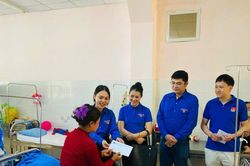 Gần 5.000 suất quà gởi đến các em thiếu nhi vui Tết Trung thu