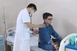 Nhiều bệnh nhân sốt xuất huyết nặng nhập viện