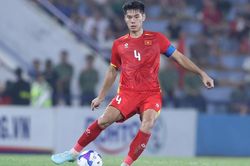 HLV Kim Sang Sik trẻ hóa đội tuyển Việt Nam