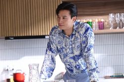 Quốc Trường áp lực khi diễn hài, gặp khó khi diễn cảnh tình cảm với Lê Khánh