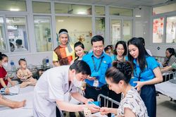 Công đoàn cơ sở triển khai nhiều hoạt động ý nghĩa dịp Trung thu