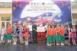 Vui Trung thu - Nâng bước em đến trường