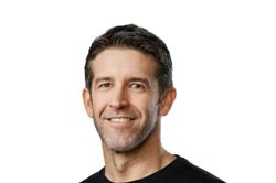 Kỹ sư có thể kế nhiệm Tim Cook làm CEO Apple là ai?