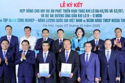Petrovietnam và Vietcombank ký hợp đồng tín dụng hơn 1 tỷ USD