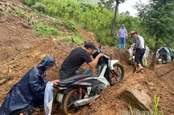 Đảm bảo giao thông an toàn, thông suốt trong mưa lũ