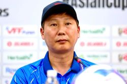 HLV Kim Sang Sik: 'FIFA đã làm việc kỹ lưỡng, chúng tôi tôn trọng mọi quyết định'