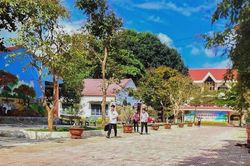 Nữ hiệu trưởng trường THPT bị miễn nhiệm, chuyển xuống làm giáo viên