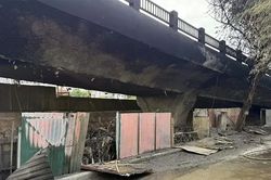 Sửa nhánh cầu Vĩnh Tuy xuống đê Nguyễn Khoái