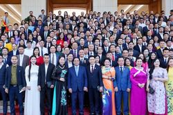 Thủ tướng: Mong muốn cộng đồng doanh nghiệp cùng tạo nên khí thế mới, động lực mới