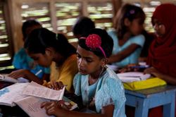 Sáng kiến 'ngôi trường nổi' ở những vùng ngập nước Bangladesh