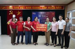 Phường Nùng Trí Cao ủng hộ chương trình '65 năm nghĩa tình Việt Nam - Cuba' gần 120 triệu đồng