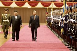Tổng Bí thư Kim Jong-un chủ trì lễ đón Tổng Bí thư Tô Lâm thăm Triều Tiên