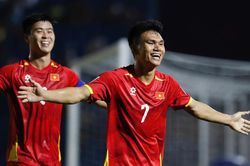 Đội tuyển Việt Nam: Thắng to nhưng vẫn lo