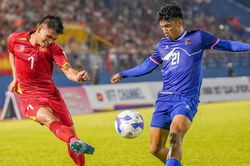 'Cầu thủ nghèo nhất Việt Nam' hóa người hùng của đội tuyển Việt Nam sau 8 năm