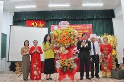 Công ty CP Xây lắp Điện lực Thanh Hóa kỷ niệm ngày Doanh nhân Việt Nam (13/10)