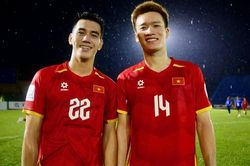 HLV Kim Sang Sik muốn dưỡng sức cho Tiến Dũng và Hoàng Đức