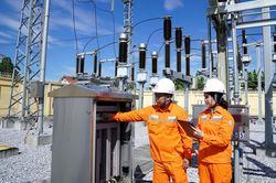 Vững vàng vượt khó, EVNNPC hoàn thành toàn diện các chỉ tiêu 9 tháng đầu năm 2025