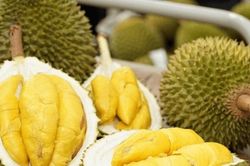 Giá sầu riêng hôm nay 12/10: Đồng loạt tăng mạnh, Thái VIP lập đỉnh 120.000 đồng/kg