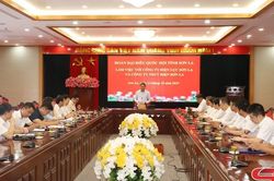 Đoàn đại biểu Quốc hội tỉnh làm việc với Công ty Điện lực và Công ty Thủy điện Sơn La