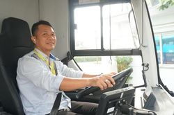 Từ tay lái đến niềm tin và câu chuyện của người lái xe đạt 'Vô lăng vàng' Transerco