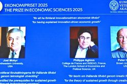 Giải Nobel Kinh tế 2025: Tăng trưởng chỉ bền vững khi thế giới không khép mình trong bảo hộ
