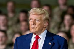 Tổng thống Donald Trump: 'Mỹ muốn giúp Trung Quốc'