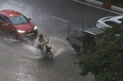 Không khí lạnh chỉ gây mưa nhỏ, Hà Nội không lo ngập