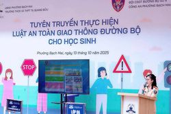 Hà Nội: Xây dựng văn hóa giao thông cho lứa tuổi học sinh