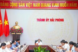 Hải Phòng: Thống nhất chủ trương quy định mức chi thu nhập tăng thêm cho cán bộ, công chức