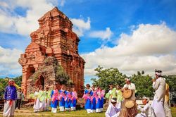 Lâm Đồng: Tổ chức Lễ hội Katê tại Di tích tháp Pô Sah Inư