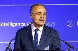 CEO Aramco: Thế giới cần bổ sung nguồn năng lượng