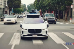 Waymo ra mắt mẫu robotaxi Jaguar tại New York