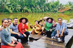 Sức bật mới cho 'ngành công nghiệp không khói'