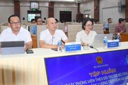 Gần 100 phóng viên, biên tập viên tham gia tập huấn truyền thông về tiết kiệm năng lượng
