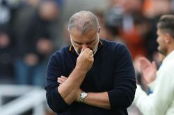 Postecoglou bị sa thải