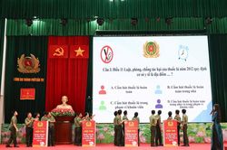 Công an TP. Cần Thơ: Lan tỏa thông điệp thiết thực 'Sống khỏe - không khói thuốc', vì sức khỏe cộng đồng