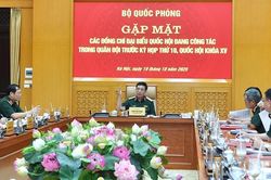 Đại tướng Phan Văn Giang chủ trì gặp mặt các đại biểu Quân đội trước Kỳ họp thứ 10, Quốc hội khóa XV