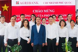 Phó Tổng Giám đốc Agribank Lê Hồng Phúc làm việc tại Agribank chi nhánh Phú Quốc