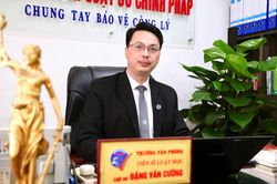 Cha dượng bạo hành bé gái 10 tuổi con riêng của vợ sẽ đối diện với tội danh nào?