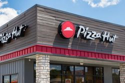 Pizza Hut đóng cửa 68 nhà hàng tại Anh, hơn 1210 nhân viên mất việc