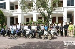 Công an Nghệ An truy bắt hàng chục thanh thiếu niên gây rối trật tự, dùng hung khí hỗn chiến trong đêm