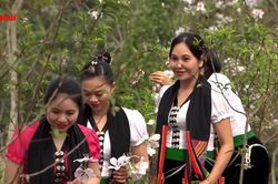 Nét duyên thầm của thiếu nữ Thái Mường Lò