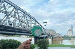 Nặng lòng với trò chơi tuổi thơ