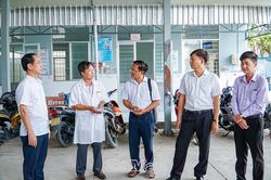 Nâng chất trạm y tế xã, mang dịch vụ y tế gần hơn với Nhân dân