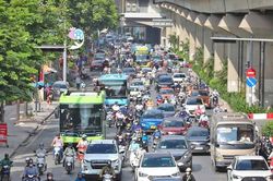 Góp ý các văn kiện Đại hội XIV của Đảng: Phát huy trí tuệ nhân dân, tạo đột phá trong phát triển hạ tầng giao thông
