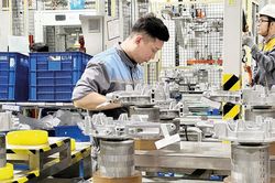 'Dọn ổ đón đại bàng' vào công nghiệp hỗ trợ