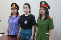 Bác sĩ rởm và chiêu trò bán 'niềm tin' cho người bệnh