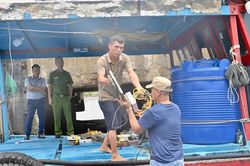 Quảng Ninh: Khởi tố vụ 13 tàu cá tháo thiết bị giám sát hành trình để khai thác trái phép