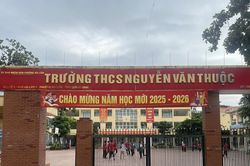 Quảng Ninh: Cách chức hiệu trưởng chỉ đạo sửa điểm